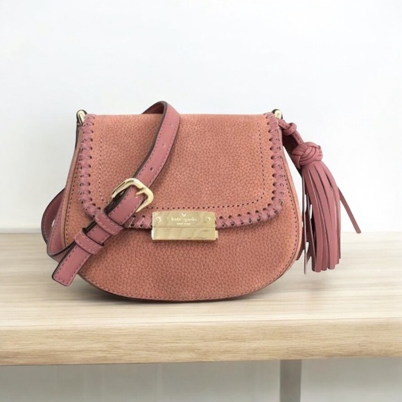 kate spade Handbags - Kate Spade Somerset Street Rose suede & pebbled leather Adalise saddle crossbody